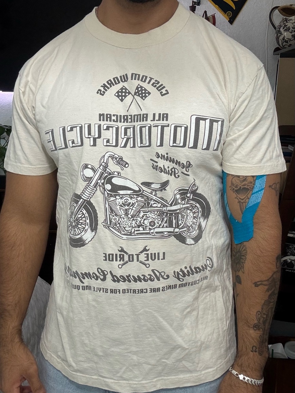 Persaya Cream Short-Sleeve Motorcycle Graphic Tee